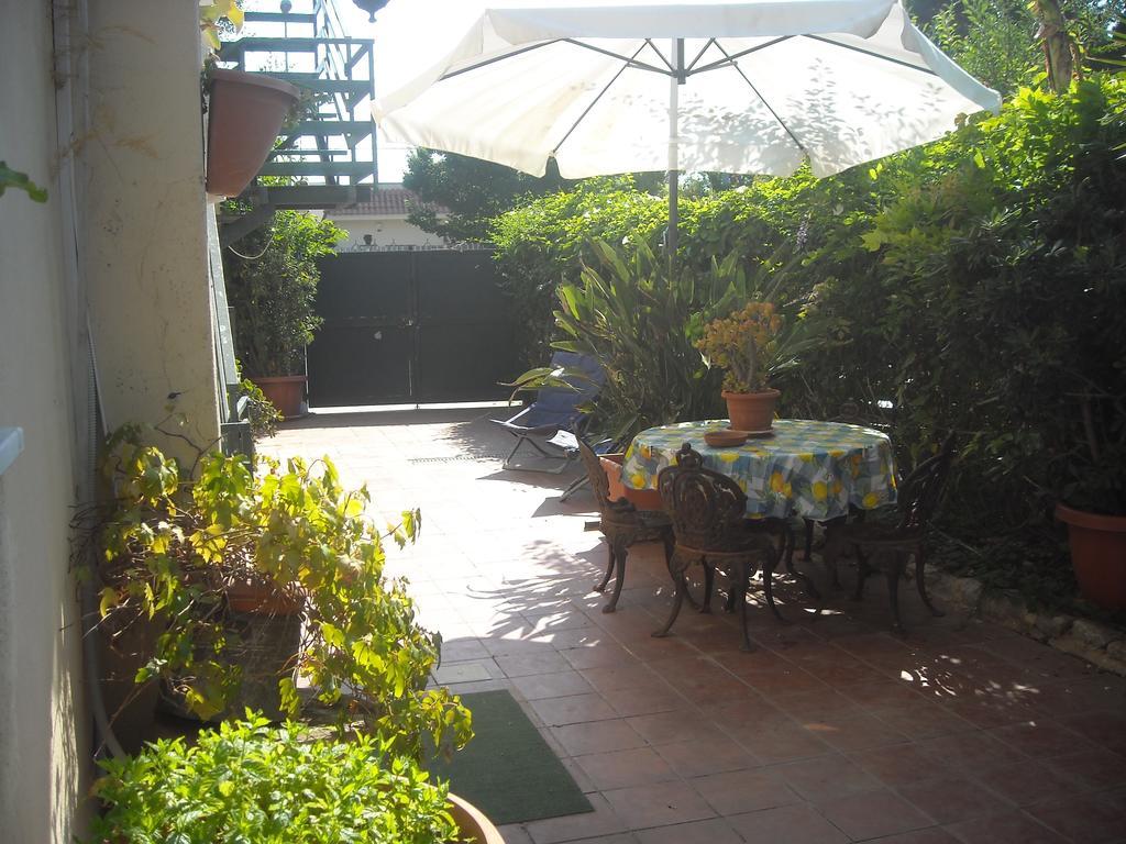 Apartment In A Villa A Mondello Zewnętrze zdjęcie