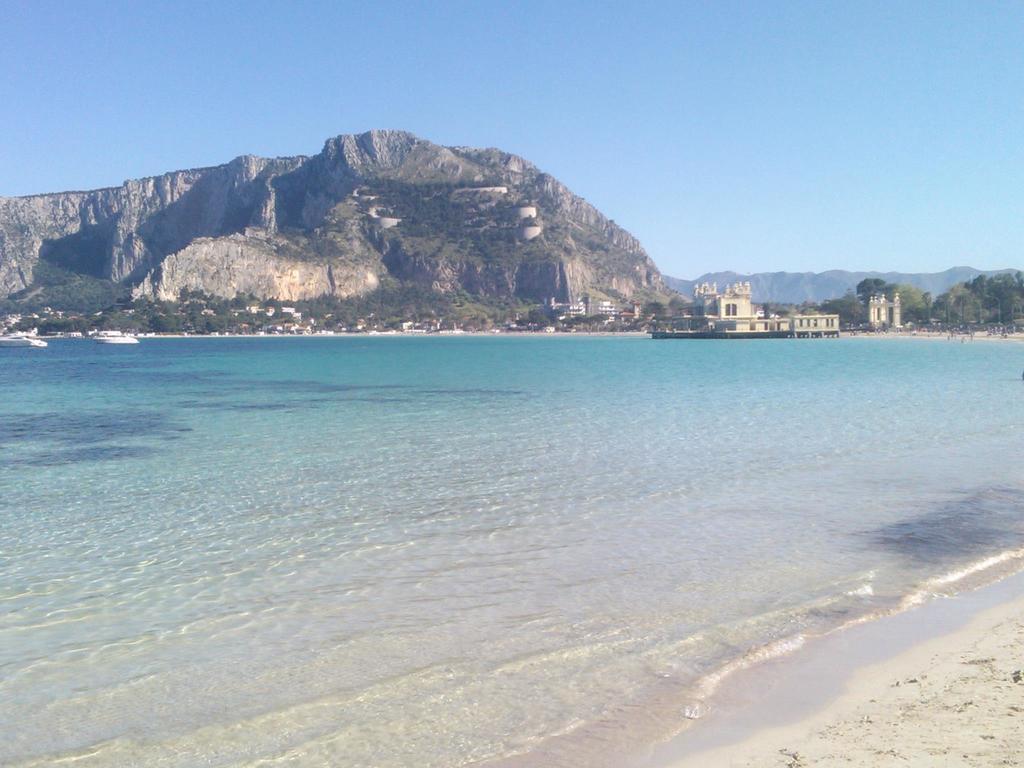 Apartment In A Villa A Mondello Zewnętrze zdjęcie